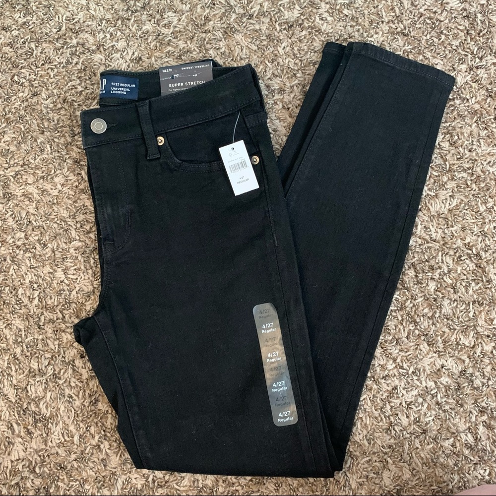 NWT Gap Universal High Rise Legging Jeans